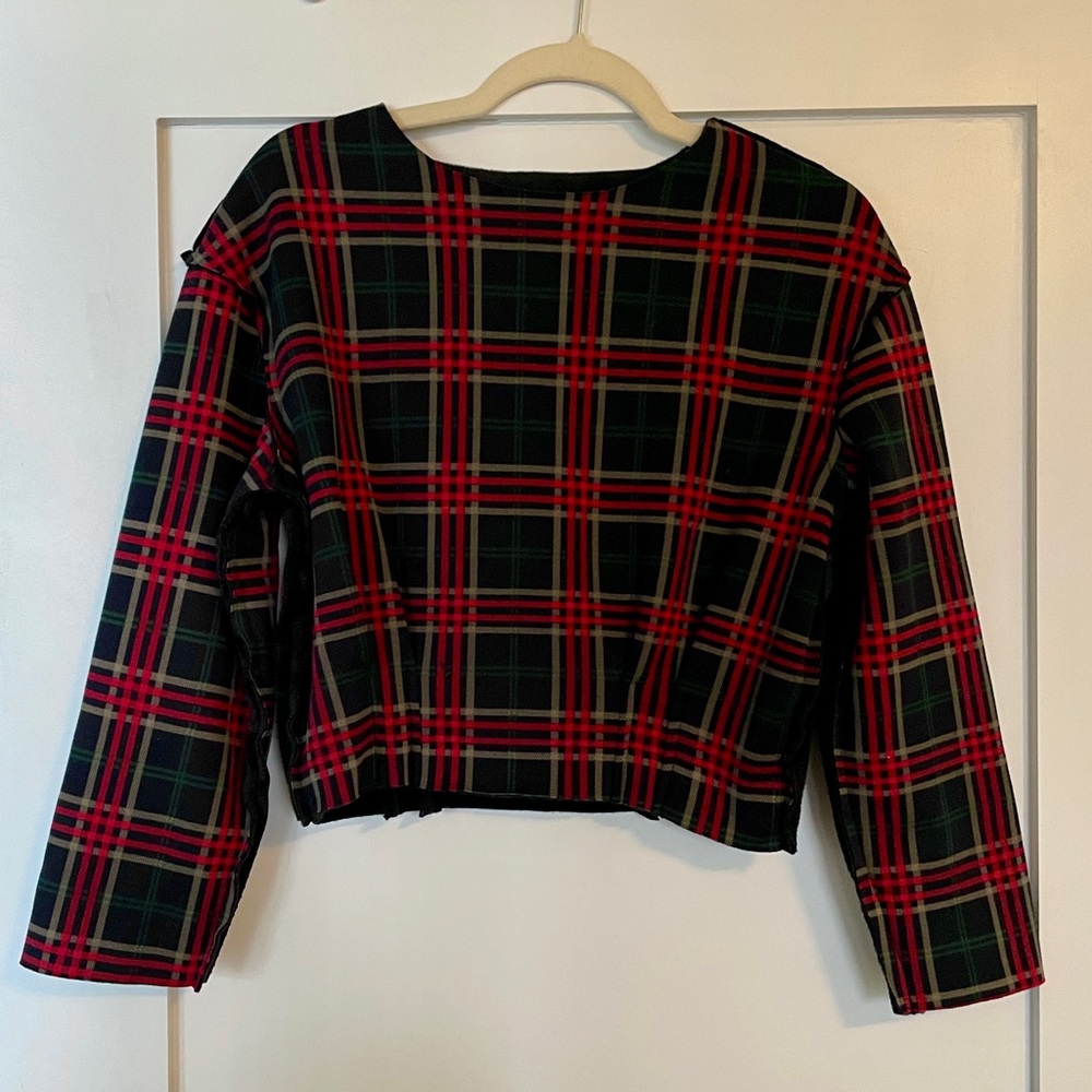 NWOT Plaid Long Sleeve Crop Top w Fleece lining